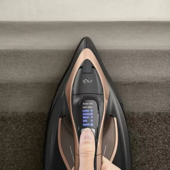Tefal Ultimate Power Pro FV9E50 Dry & Steam iron Durilium AirGlide Autoclean soleplate 3200 W Black, Copper
