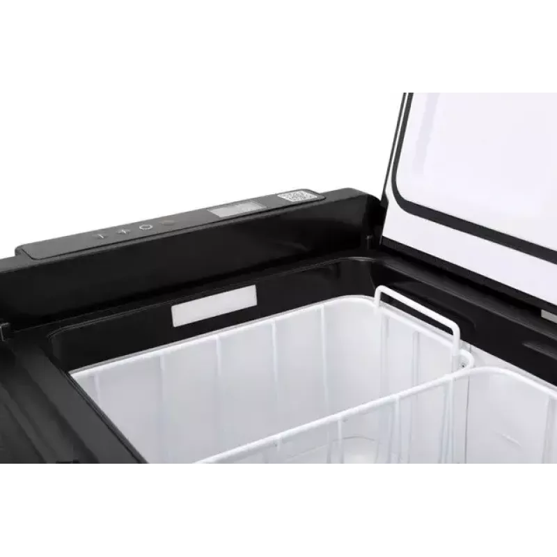 Portable compressor fridge Yolco GCX47 Black — 47L capacity, energy-efficient
