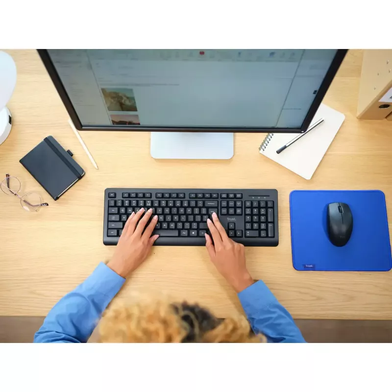 Wireless Keyboard and Mouse Set TRUST Primo — Full-size QWERTY US English Keyboard, RF USB-A Receiver, 1200 DPI Optical Mouse, Black