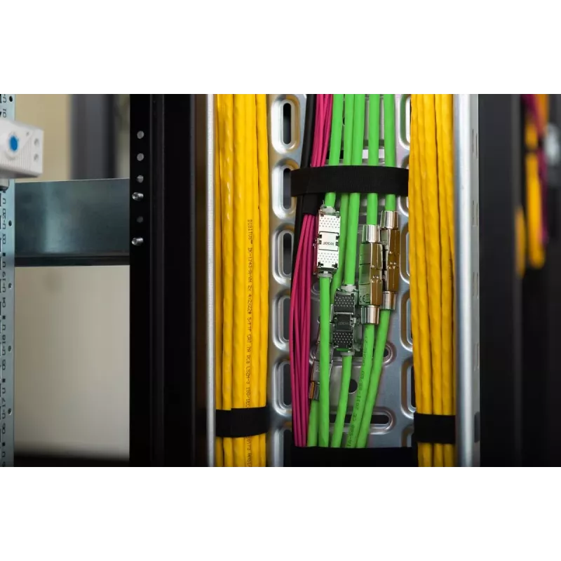DIGITUS Installation cable - Cat 8.2 - S/FTP - AWG 22/1 - 500m - Yellow