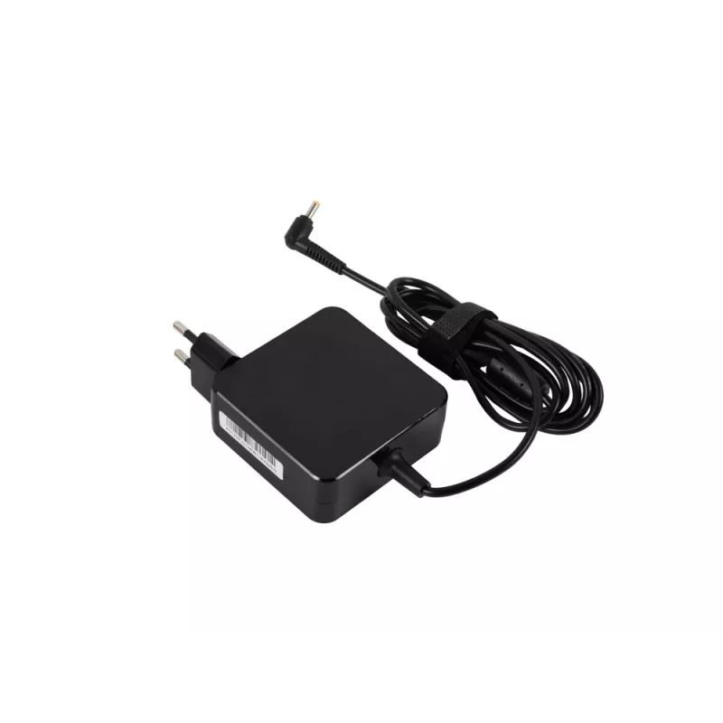 GREEN CELL Power Adapter/ Inverter Universal 65w Black
