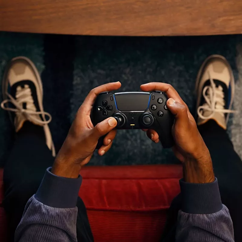 Gamepad Sony DualSense V2 Black — Wireless/Bluetooth 5.1 & USB-C, Built-in Battery, Haptics, Gyroscope, Touchpad, Headset Jack
