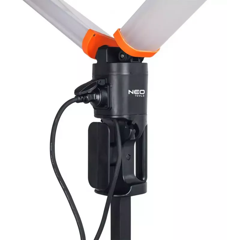 NEO Tools 99-099 portable tripod floodlight / outdoor work light