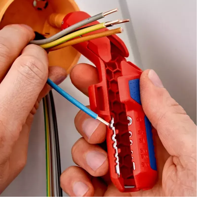 Cable stripper Knipex ErgoStrip 16 95 02 SB