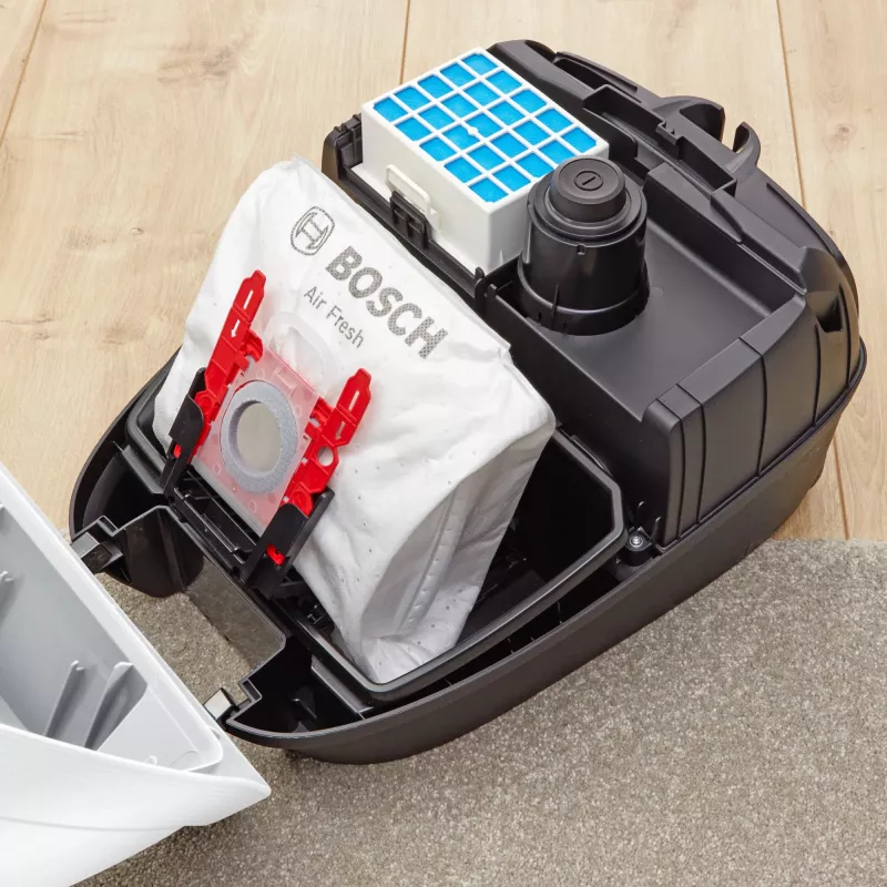 Bosch Serie 6 BGL6HYG1 ProHygienic Cylinder Vacuum Cleaner, Dry, 600 W, Dust Bag, 4 L, White