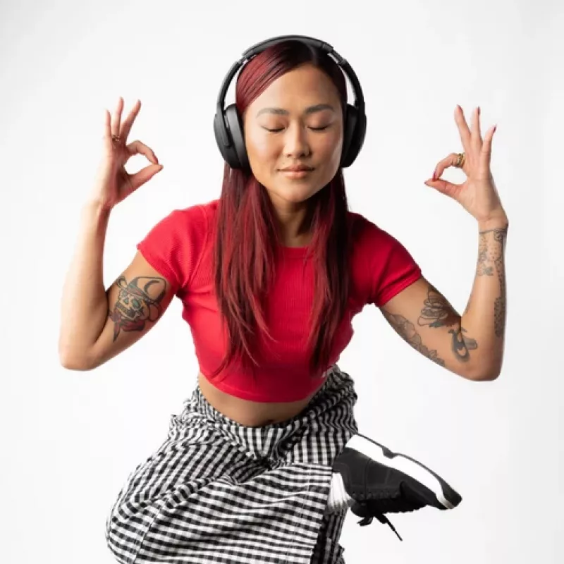 Headphones Skullcandy Crusher Evo — wireless & wired over-ear headset, Bluetooth 5.0, 40 h battery, USB-C, 3.5 mm, foldable, black