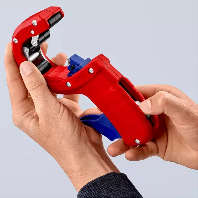 Pipecutter Knipex 90 23 01 BK Steel Blade Plastic Handle 165mm
