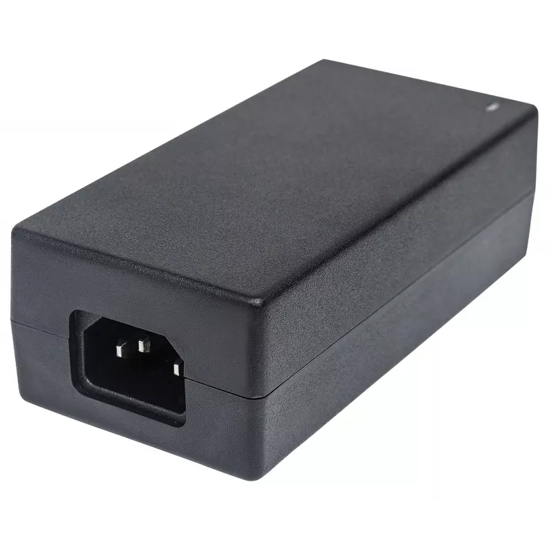 Intellinet Gigabit Ultra PoE+ Injector, 1 x 60 W Port, IEEE 802.3bt and IEEE 802.3at/af Compliant, Plastic Housing