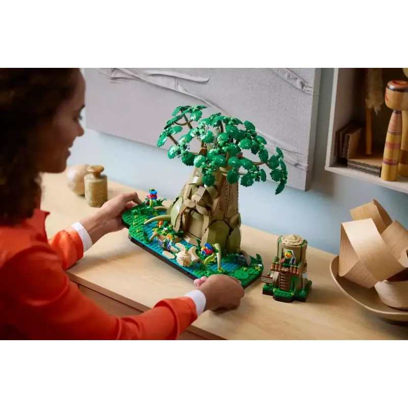 LEGO set The Legend of Zelda Great Deku Tree 2-in-1 (77092) — 2500 pieces, 4 minifigures, 330 mm height