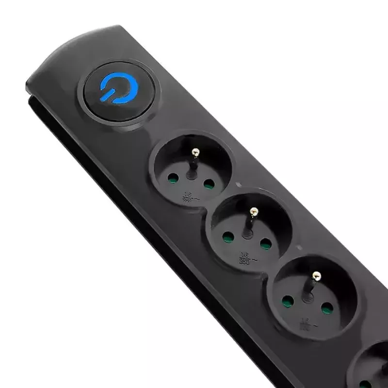 Surge Protector QOLTEC 50104 — 4 AC Outlets, 230 V, 1.5 m Cable, Black