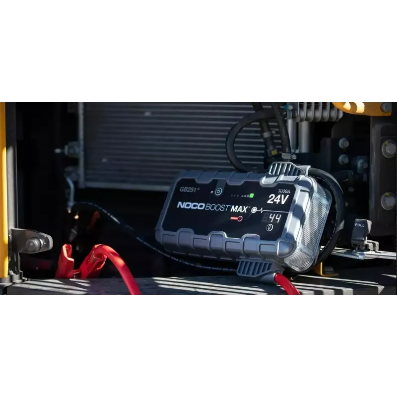 Jump starter NOCO GB251 24V 3000A portable lithium-ion vehicle starter for 24V systems