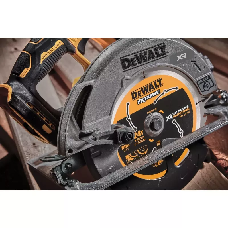 Portable Circular Saw DeWALT DCS573NT-XJ