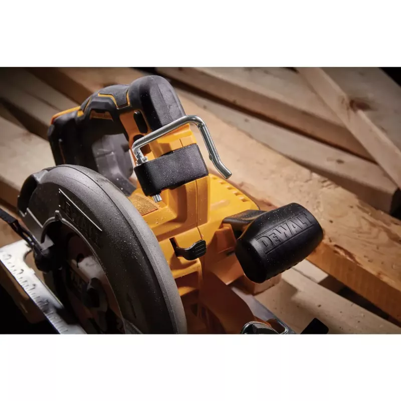 Portable Circular Saw DeWALT DCS573NT-XJ