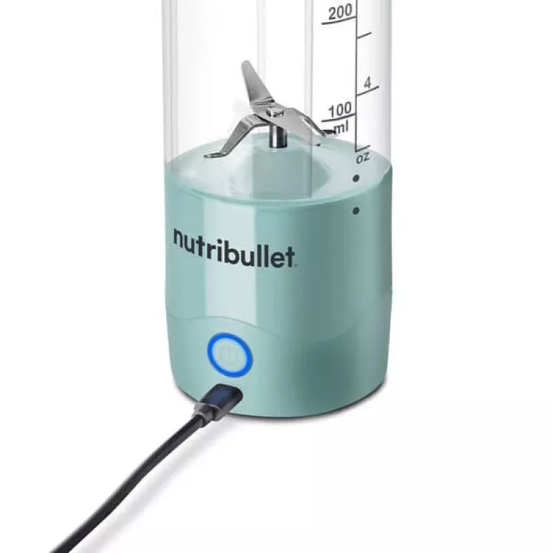 Sport blender NUTRIBULLET Portable 0.475 L Blue, battery-powered, Tritan bowl, stainless steel blades