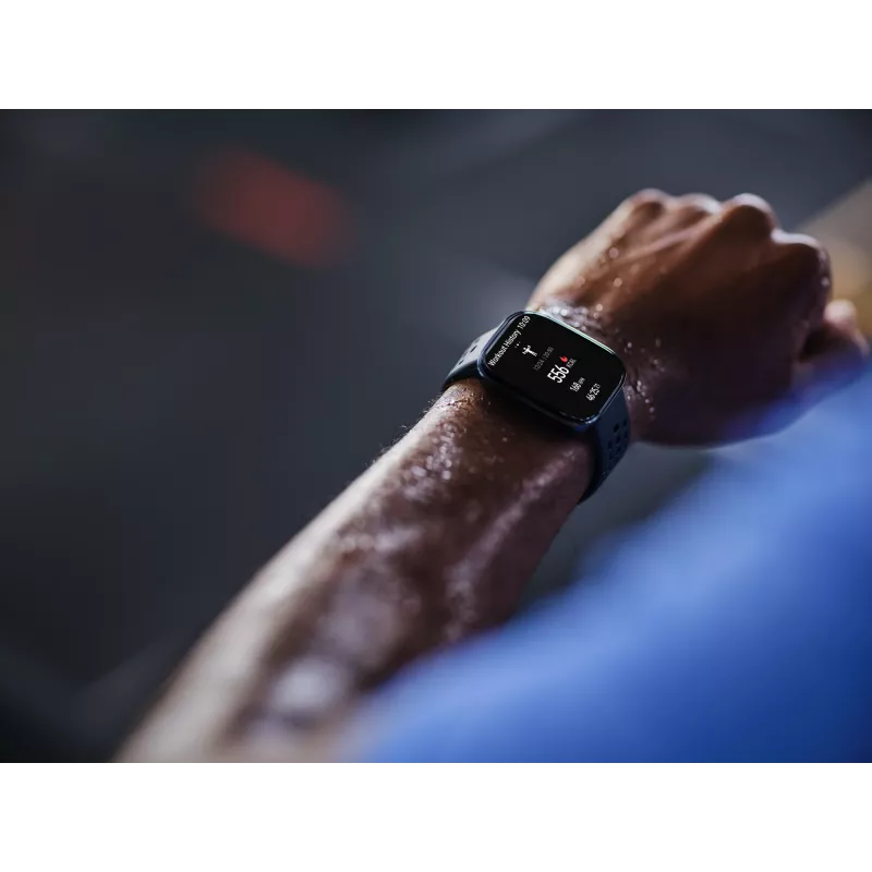 Amazfit Bip 6 Black 5 cm (1.97 inch) AMOLED Digital 390 x 450 pixels Touchscreen GPS (satellite)