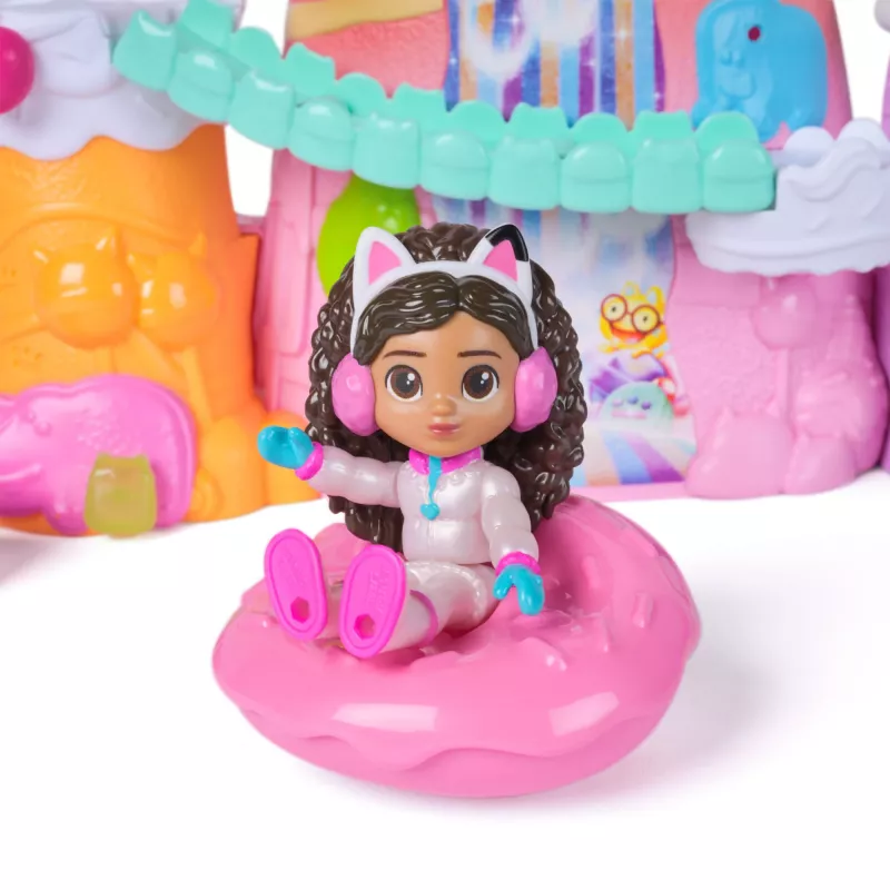Playset Spin Master Gabby's Dollhouse: The Movie – Gabby's Sweet Treat Mountain, 12-piece set with figures and accessories, ages 3+