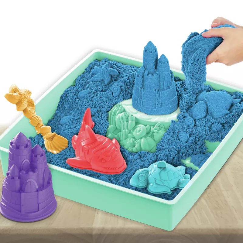 Kinetic Sand , Sandbox Set, Creative Easter Gifts, Includes 1lb Blue Moldable Play Sand, 4 Tools & Molds, Storage, Sensory Toys for Kids Ages 3 and up
