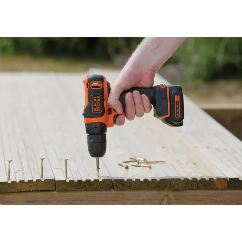 Pistol Grip Drill Black & Decker BDCDD12-QW, Keyless, 1.5 Ah