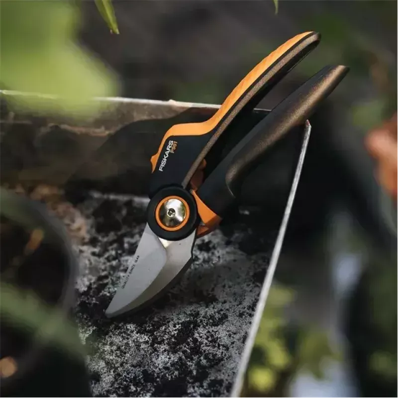 Pruning Shears Fiskars X-Series L P961 — Bypass, Steel Blade, 2.6 cm Cutting Capacity, 222 mm Length