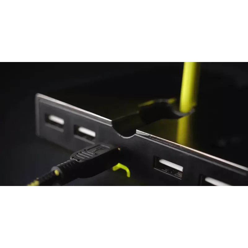 Xtrfy B1 Mouse Bungee LED with 4-Port USB 2.0 Hub
