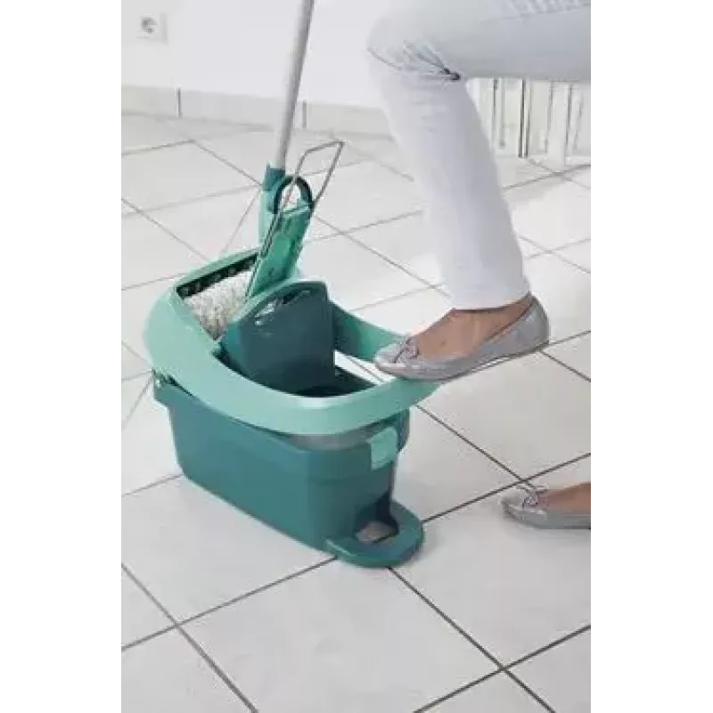 Mopping system bucket Leifheit 55076 — ergonomic wringer, large capacity, green
