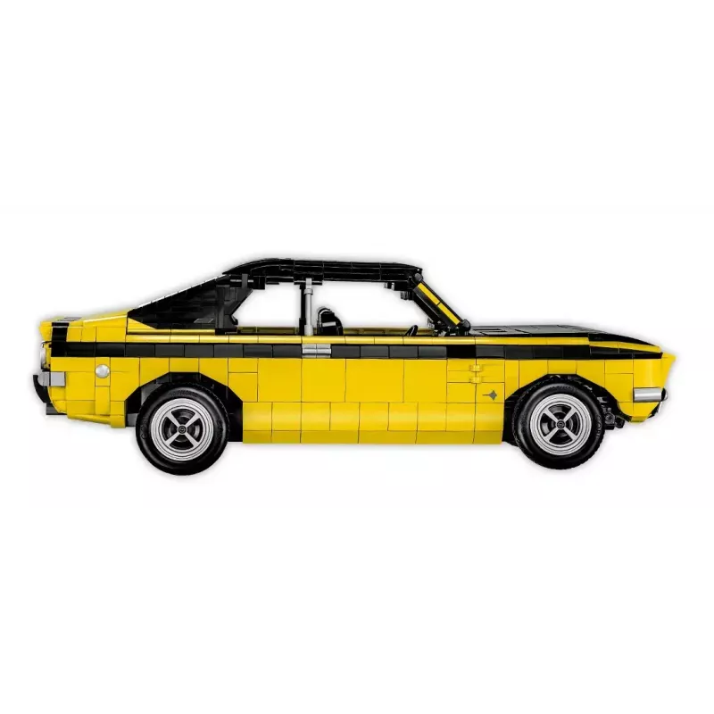 Construction toy Cobi Opel Manta A 1970 1:12 scale model, brick set