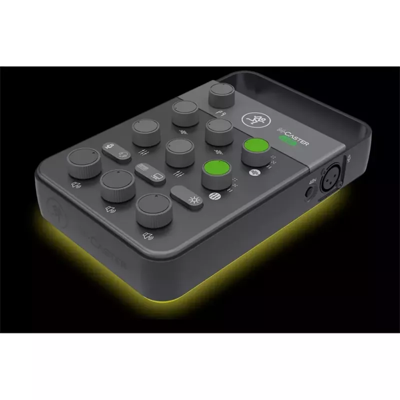 Mixer Mackie MixCaster Live portable 8-channel USB – compact live mixing console with built-in USB interface