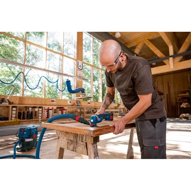Multifunction Cordless Multi-Cutter Bosch GOP 18V-34 — 18 V oscillating tool, battery-powered