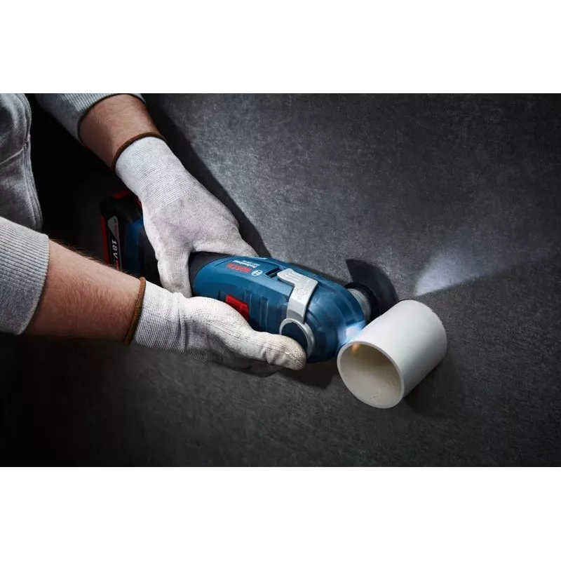 Multifunction Cordless Multi-Cutter Bosch GOP 18V-34 — 18 V oscillating tool, battery-powered