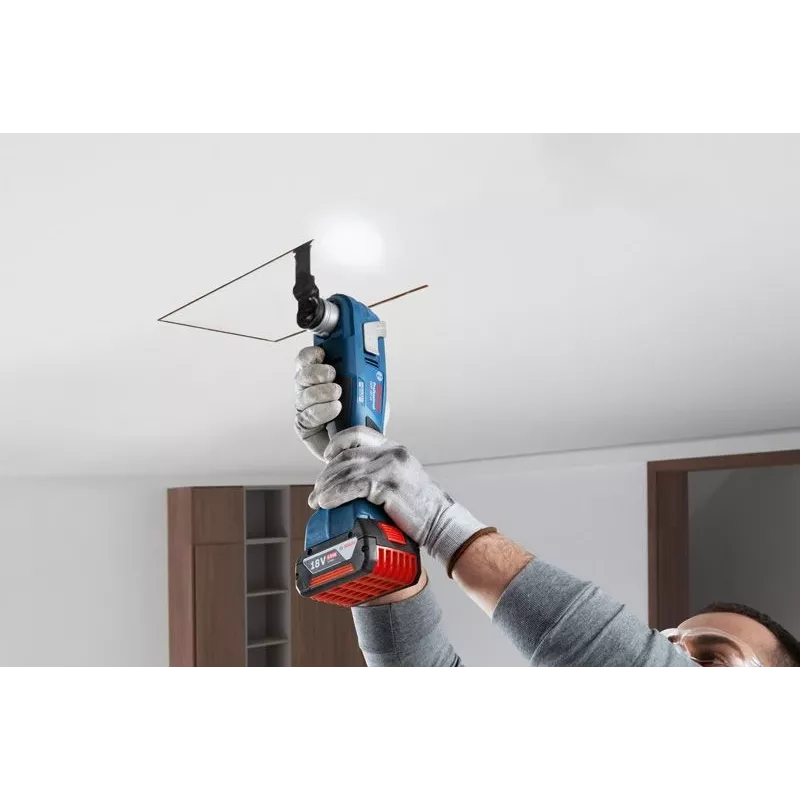 Multifunction Cordless Multi-Cutter Bosch GOP 18V-34 — 18 V oscillating tool, battery-powered