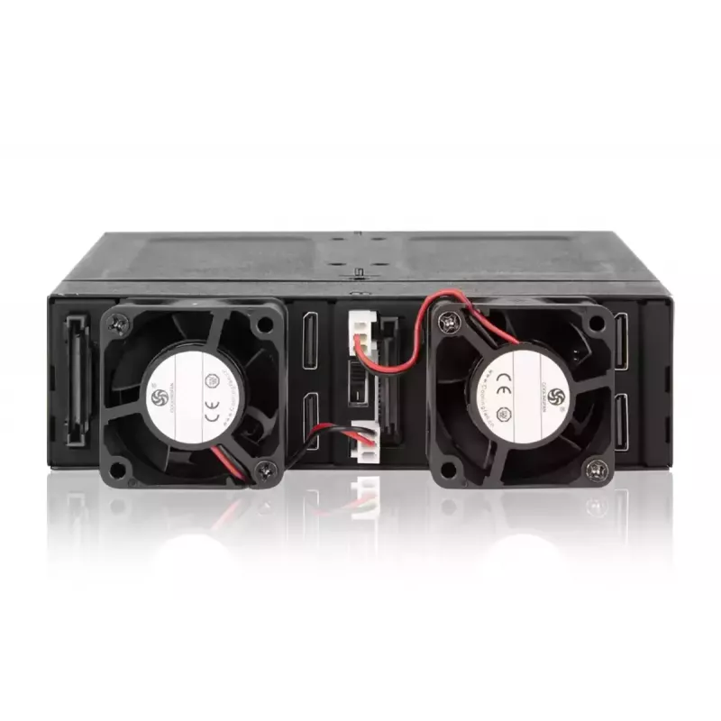 SSD enclosure Icy Dock ToughArmor MB699VP-B V3 4 drives 2.5 inch PCIe