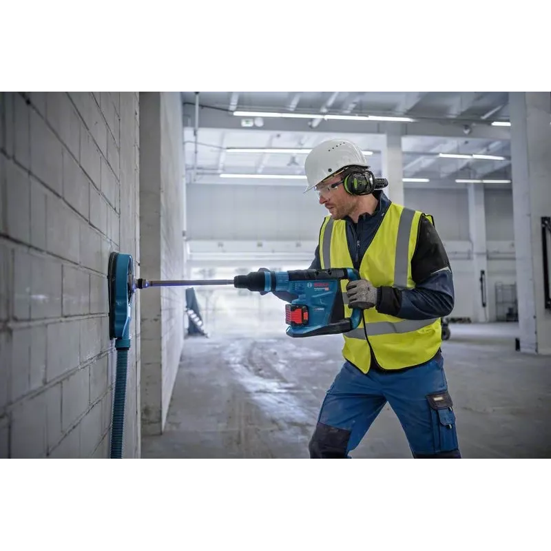 Bosch GBH 18V-40 C Professional, 104 dB, 93 dB, 395 mm, 607 mm, 179 mm