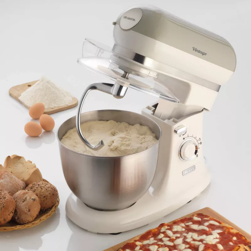 Ariete 1588 Vintage Mixer, Planetary Mixer for bread, pizza, cakes and pastries,5.5 L Capacity, 7 speeds, 2400 Watts, Pastel Beige