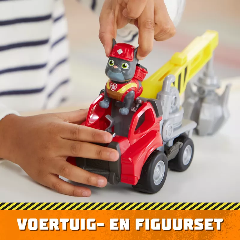 Rubble & Crew , Charger’s Crane Grabber Toy Truck with Movable Parts and a Collectible Action Figure, Kids Toys for Ages 3 and Up