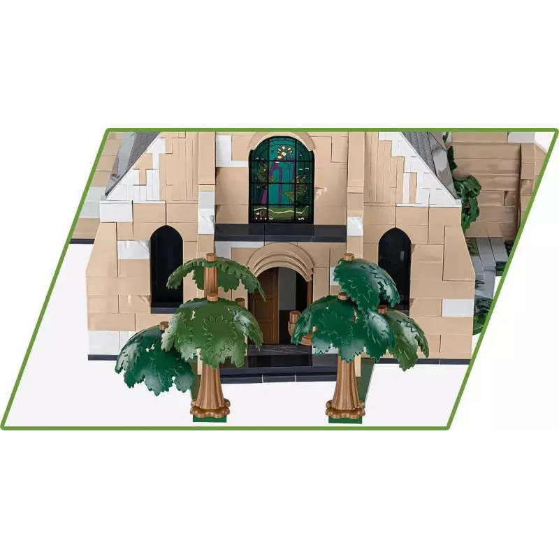 Building blocks Cobi Sainte-Mère-Église Church 2280 pieces 10 years