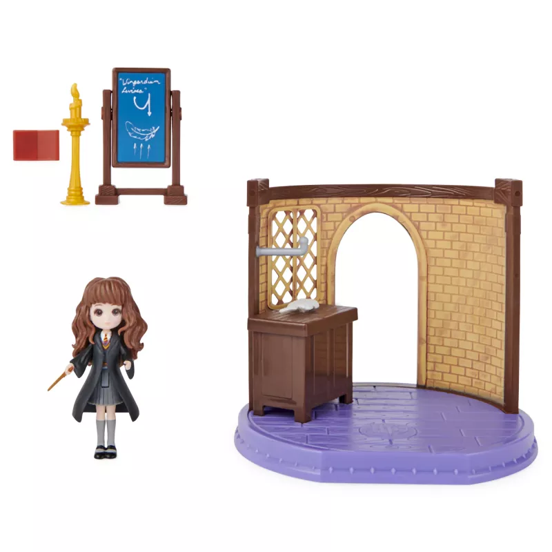 Wizarding World Harry Potter, Magical Minis Charms Classroom with Exclusive Hermione Granger Figure and Accessories, Kids Toys for Ages 5 and up