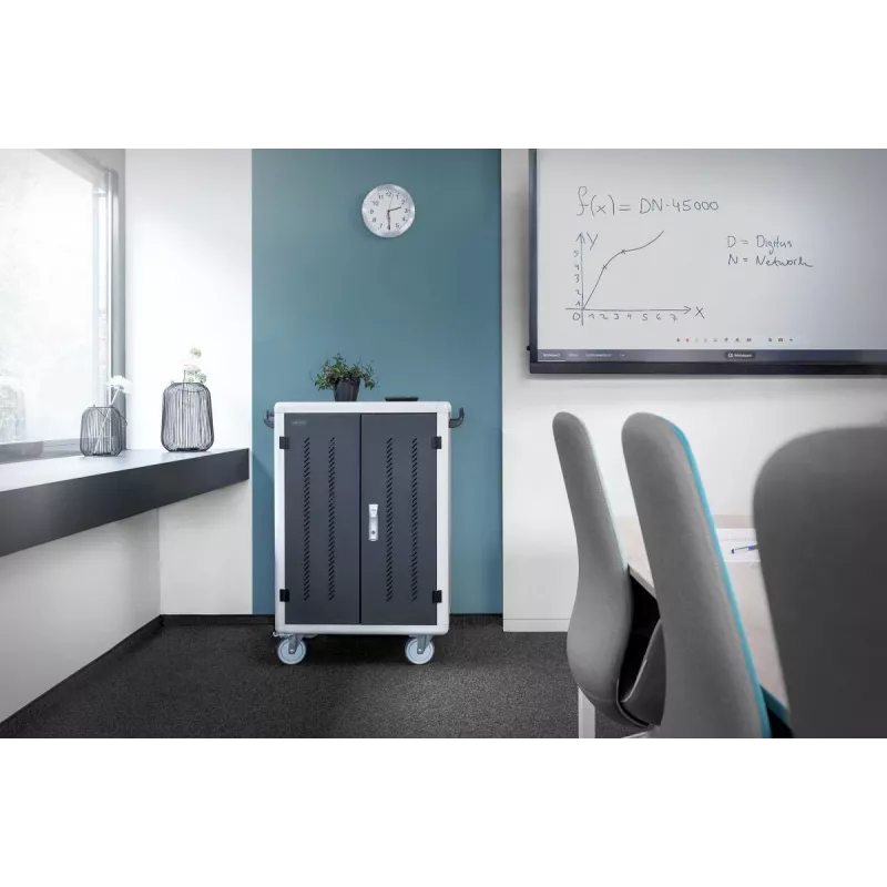 DIGITUS Charging trolley 15.6in USB-C 30 charge bases PDU fan 1260 x 824 x 650mm