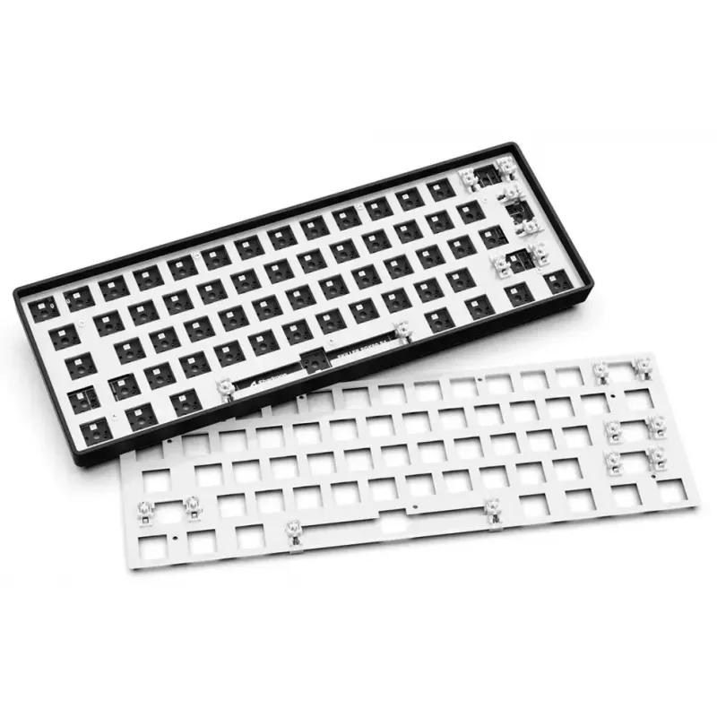 Mechanical compact 60% keyboard Sharkoon SKILLER SGK50 S4 — Wired USB, QWERTY German layout, RGB backlight, 1.5 m cable, black