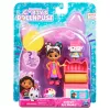 Gabby's Dollhouse , Art Studio Set with 2 Toy Figures, 2 Accessories, Delivery and Furniture Piece, Kids Toys for Ages 3 and up