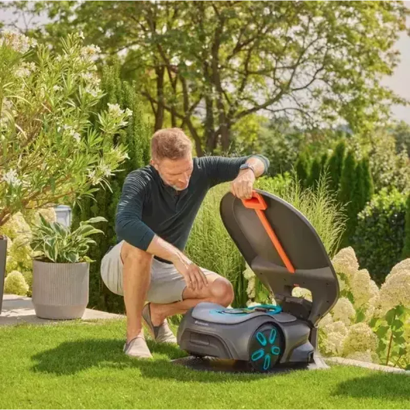 Robotic lawnmower garage Gardena 15025-20 compatible with SILENO pro max free