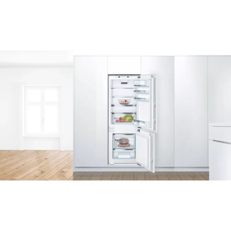 Bosch Serie 6 KIS77ADD0 fridge-freezer Built-in 229 L