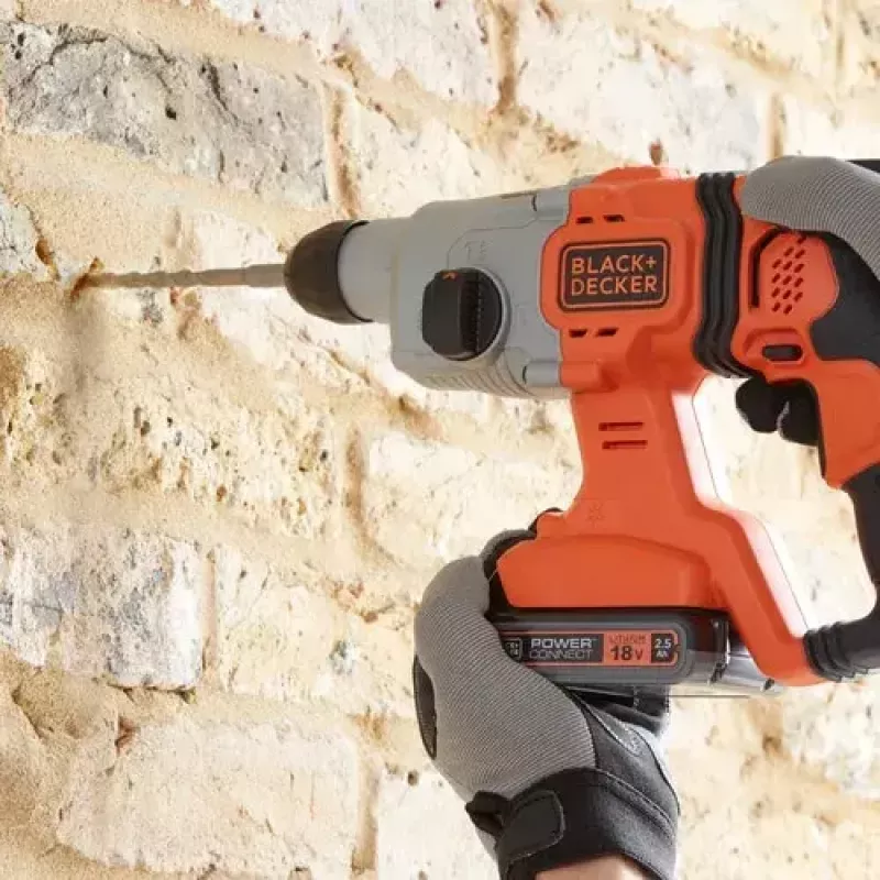 Drill Black & Decker BCD900E2K-QW 1880 RPM SDS Plus, 2.5 Ah Battery