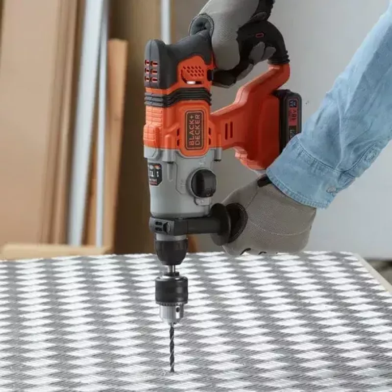 Drill Black & Decker BCD900E2K-QW 1880 RPM SDS Plus, 2.5 Ah Battery