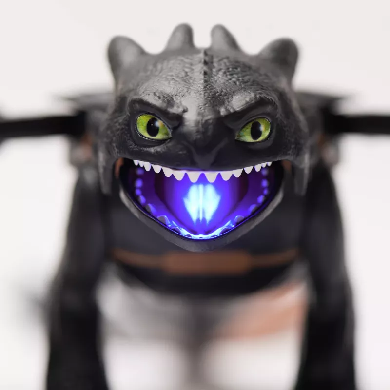 Action Figure Spinmaster Ultimate Plasma Blast Toothless 25-inch Wings Lights & Sounds, Ages 4+