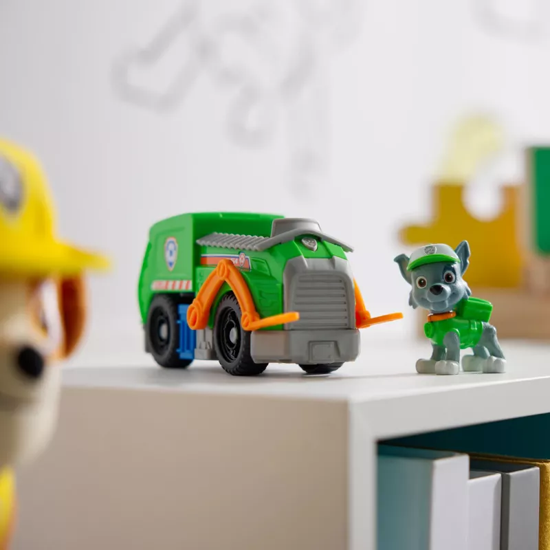 PAW Patrol , Rocky’s Recycle Truck, Toy Vehicle with Collectible Action Figure, Sustainably Minded Kids Toys for Boys & Girls Ages 3 and Up