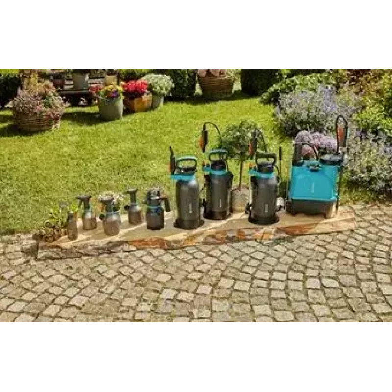 Backpack garden sprayer Gardena 11138-20