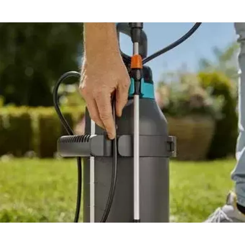 Backpack garden sprayer Gardena 11138-20