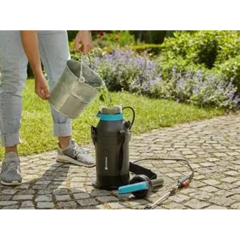 Backpack garden sprayer Gardena 11138-20