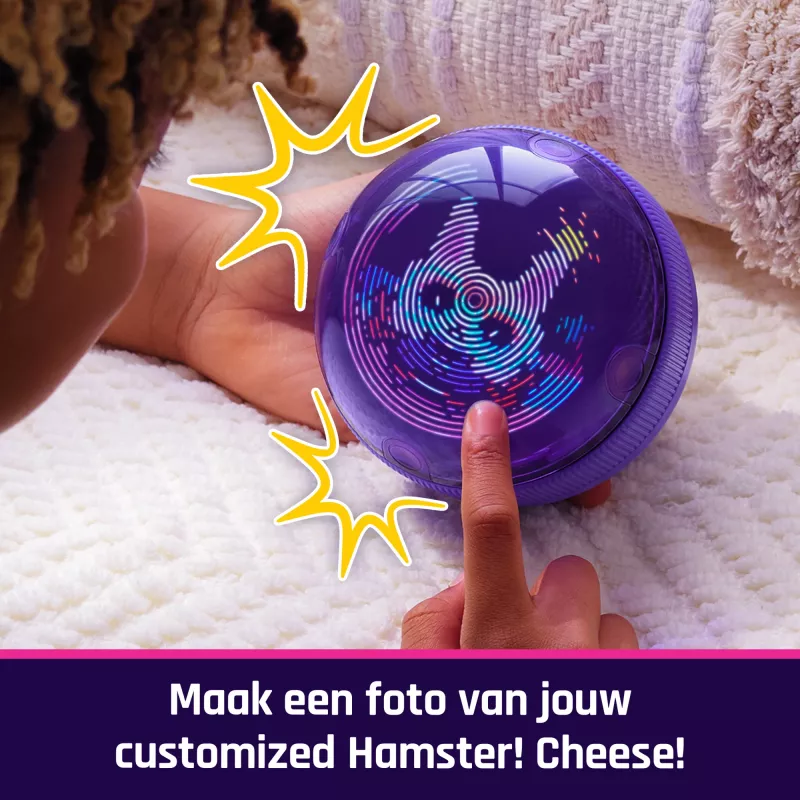 Interactive Hamster Ball Toy Spinmaster Bitzee with 20+ Digital Hamsters, Rolls and Reacts to Touch, AA Battery, Multicolour