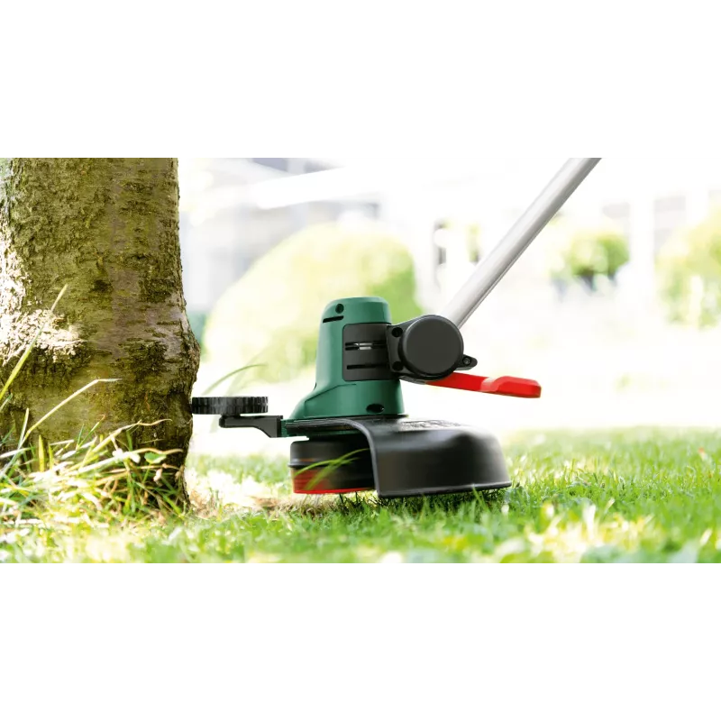 Bosch UniversalGrassCut 18V-26 26 cm Battery Black, Green